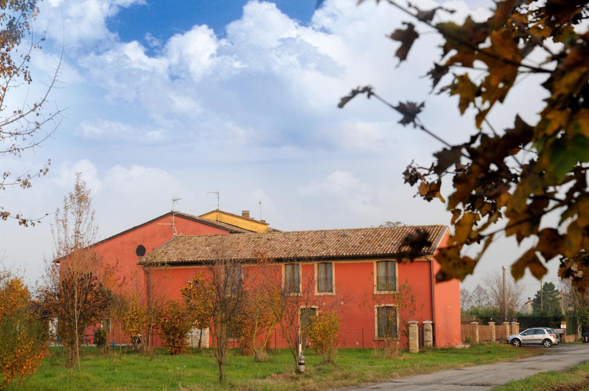 פוטנלאטו Agriturismo La Fattoria Del Boschetto מראה חיצוני תמונה