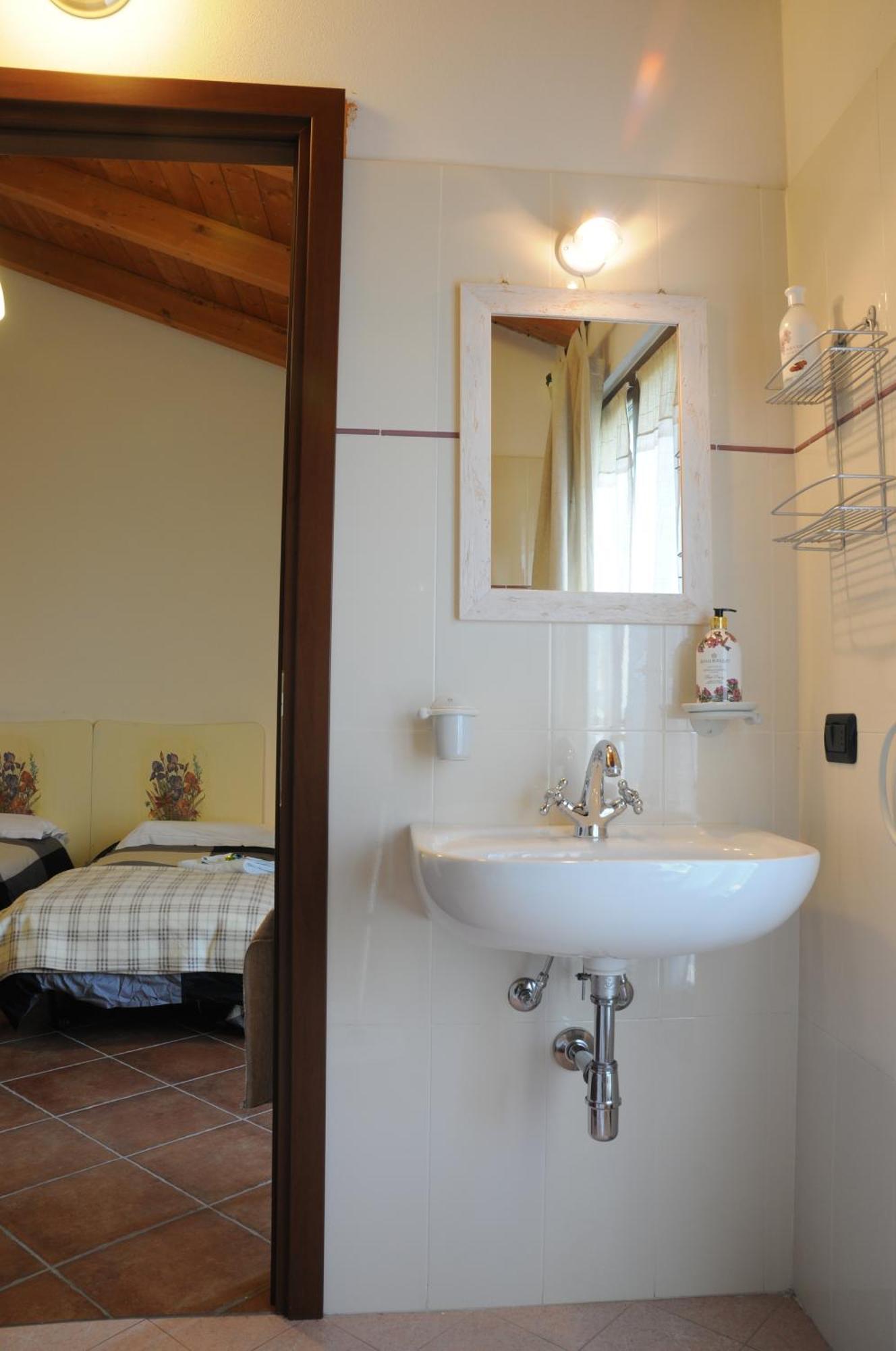 פוטנלאטו Agriturismo La Fattoria Del Boschetto מראה חיצוני תמונה