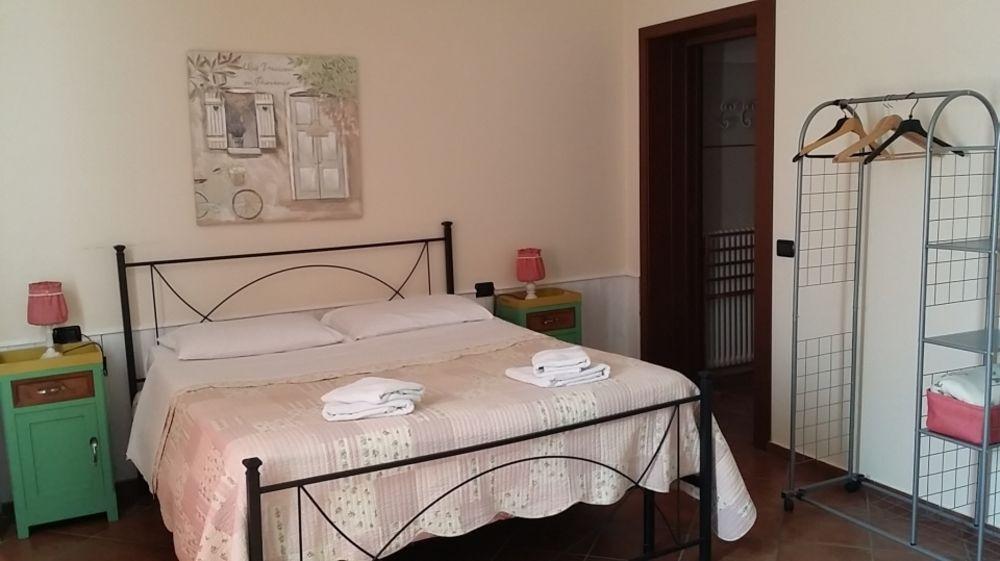 פוטנלאטו Agriturismo La Fattoria Del Boschetto מראה חיצוני תמונה