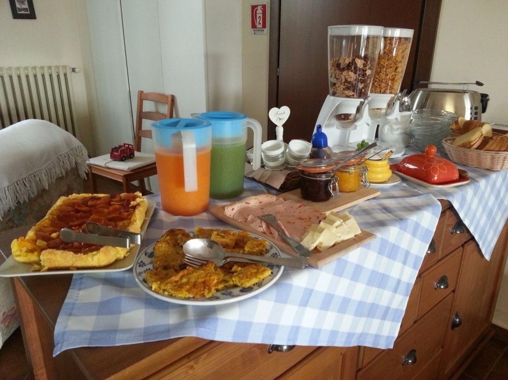 פוטנלאטו Agriturismo La Fattoria Del Boschetto מראה חיצוני תמונה
