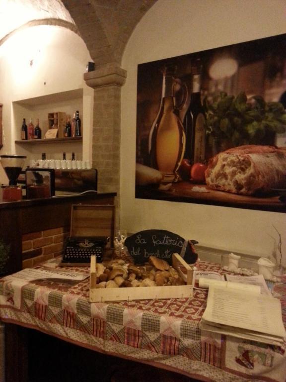 פוטנלאטו Agriturismo La Fattoria Del Boschetto מראה חיצוני תמונה
