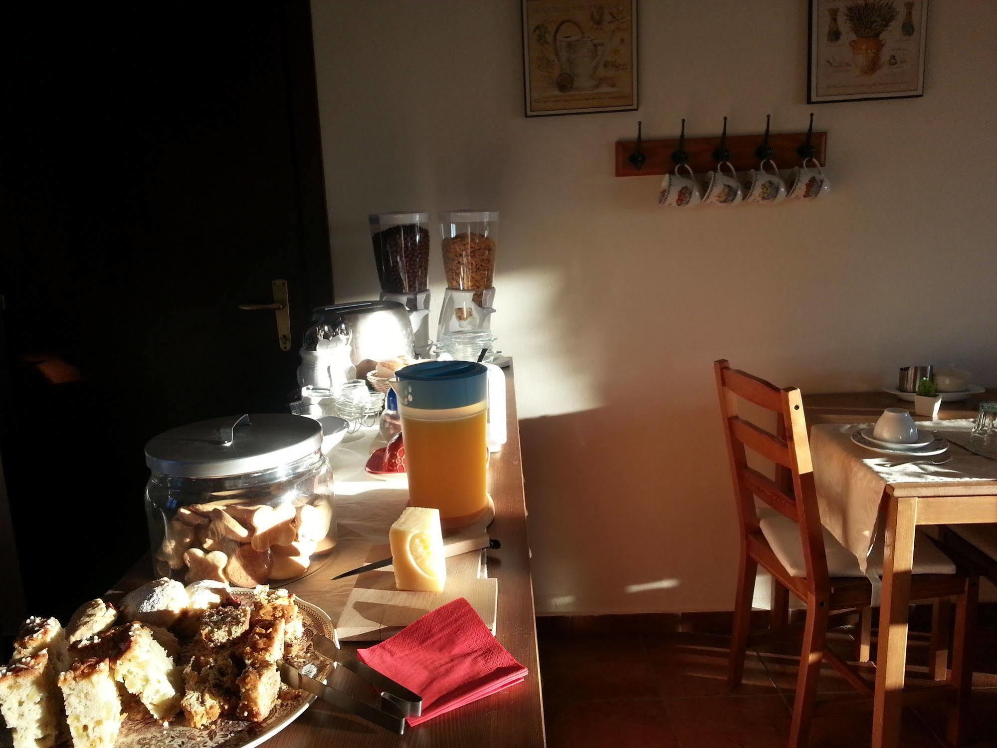 פוטנלאטו Agriturismo La Fattoria Del Boschetto מראה חיצוני תמונה