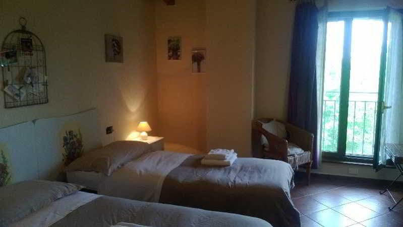 פוטנלאטו Agriturismo La Fattoria Del Boschetto מראה חיצוני תמונה